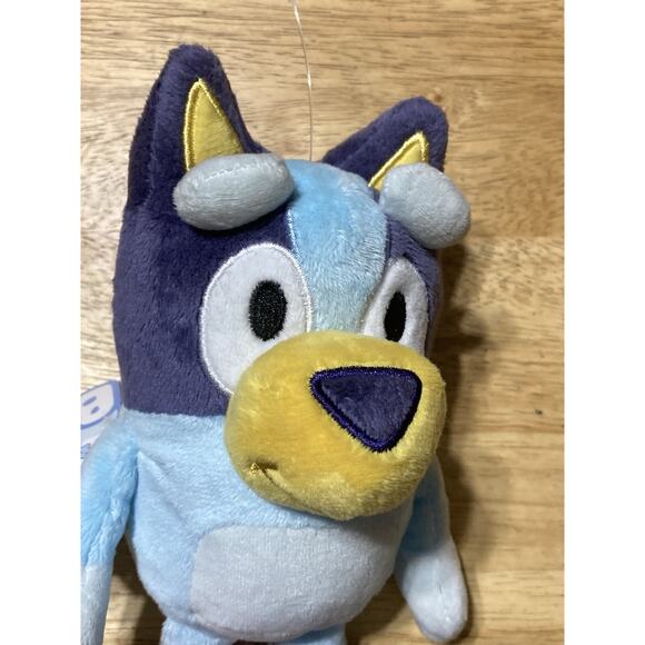 Bluey plush toy 8 inch The Moose Group - Picture 2 of 5